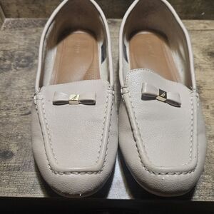 Nautica Beige Leather Gloafers Womens Size 9
